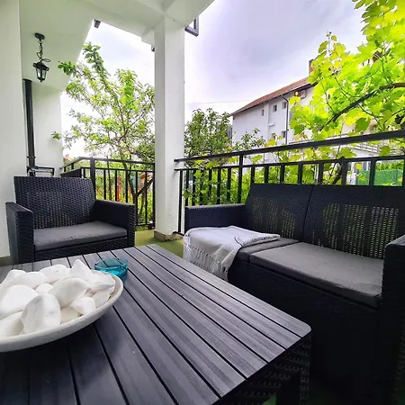 Grand Blue 2 Bedroom Apartment