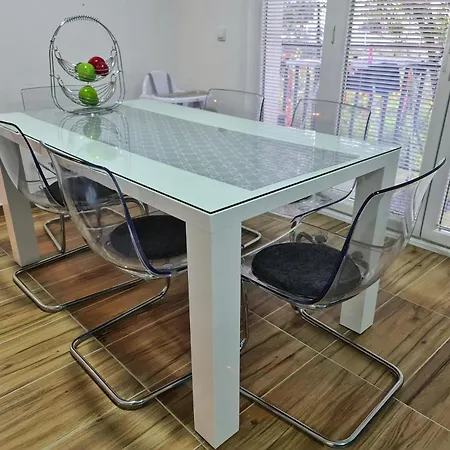 Grand Blue 2 Bedroom *