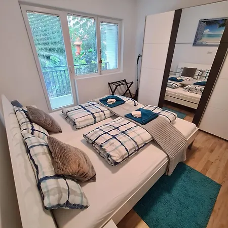 Grand Blue 2 Bedroom *