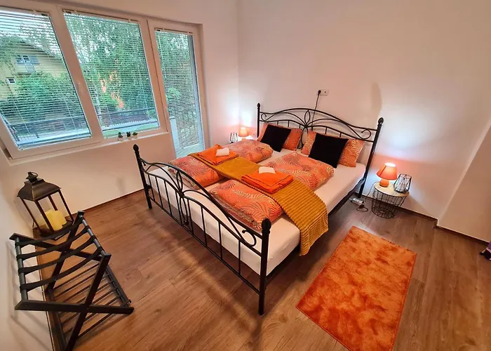 Grand Blue 2 Bedroom Сокобаня